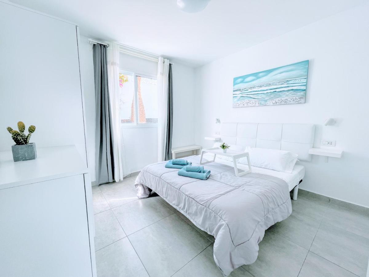 Blue Island Pool View & Wi-Fi By Irent Fuerteventura Apartment Corralejo Ngoại thất bức ảnh