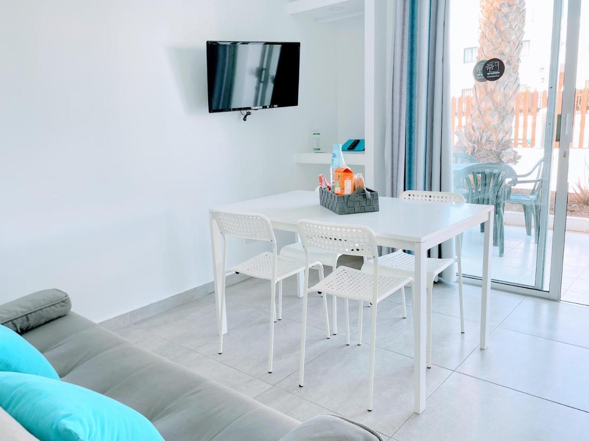 Blue Island Pool View & Wi-Fi By Irent Fuerteventura Apartment Corralejo Ngoại thất bức ảnh