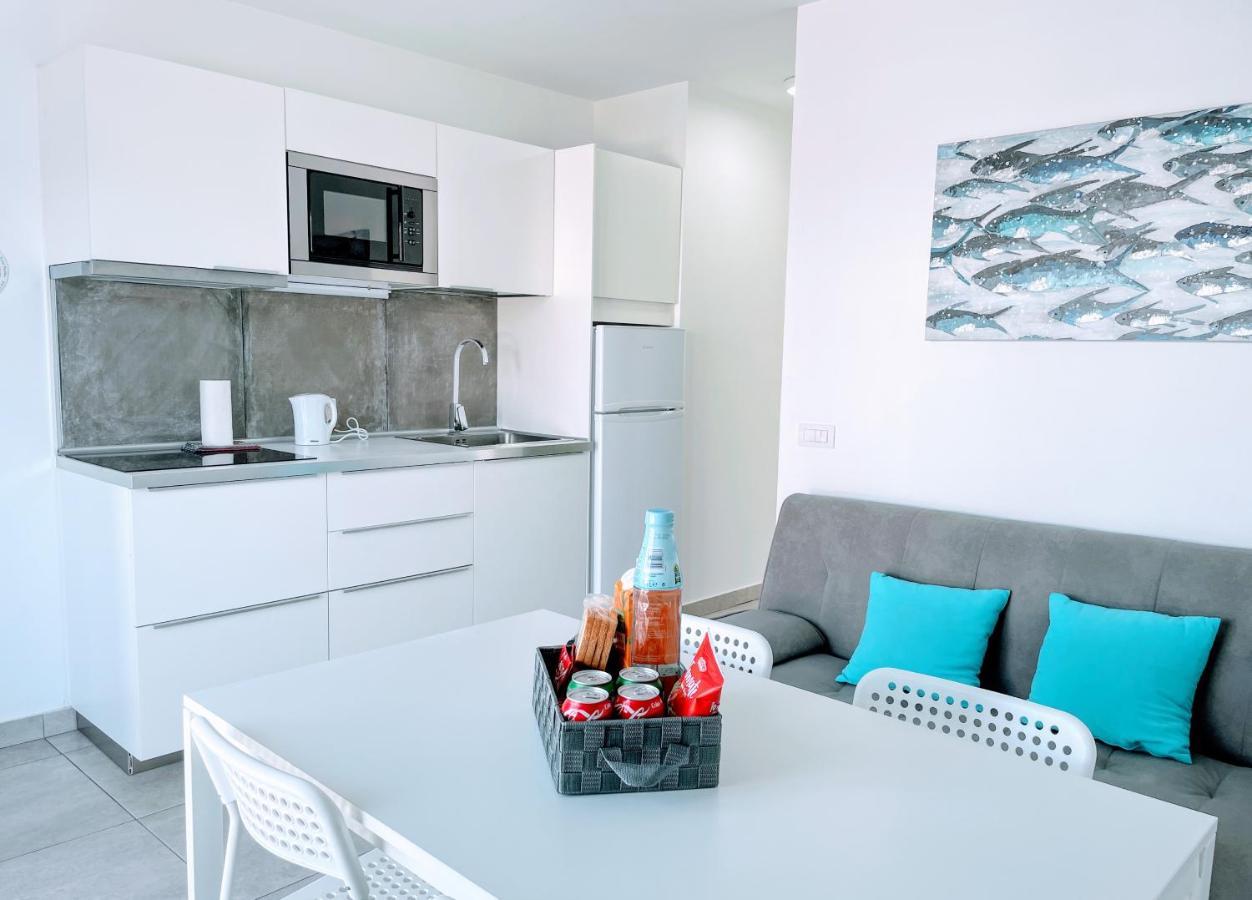 Blue Island Pool View & Wi-Fi By Irent Fuerteventura Apartment Corralejo Ngoại thất bức ảnh