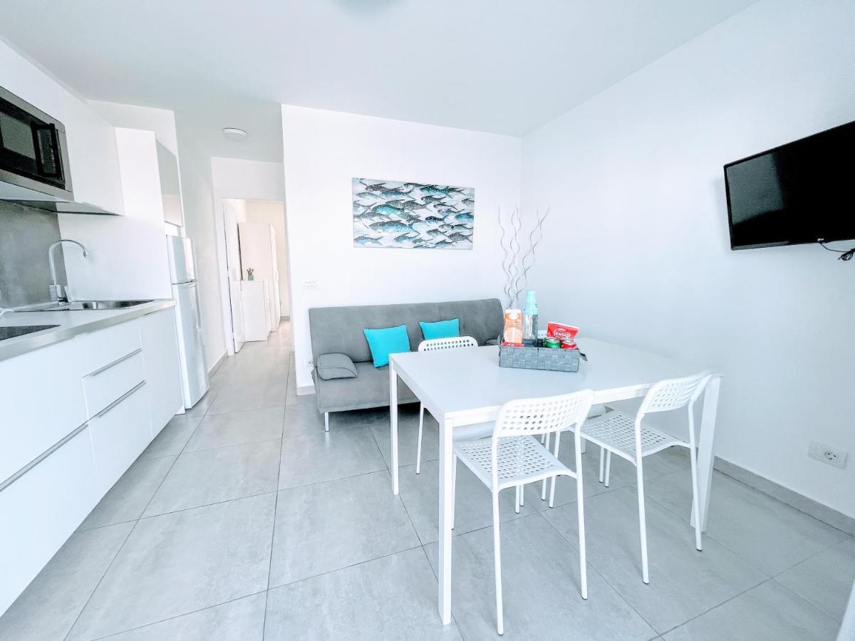 Blue Island Pool View & Wi-Fi By Irent Fuerteventura Apartment Corralejo Ngoại thất bức ảnh